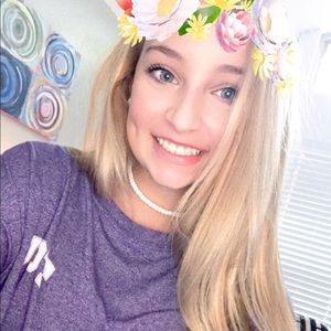 Meet your Posher, Kenzie